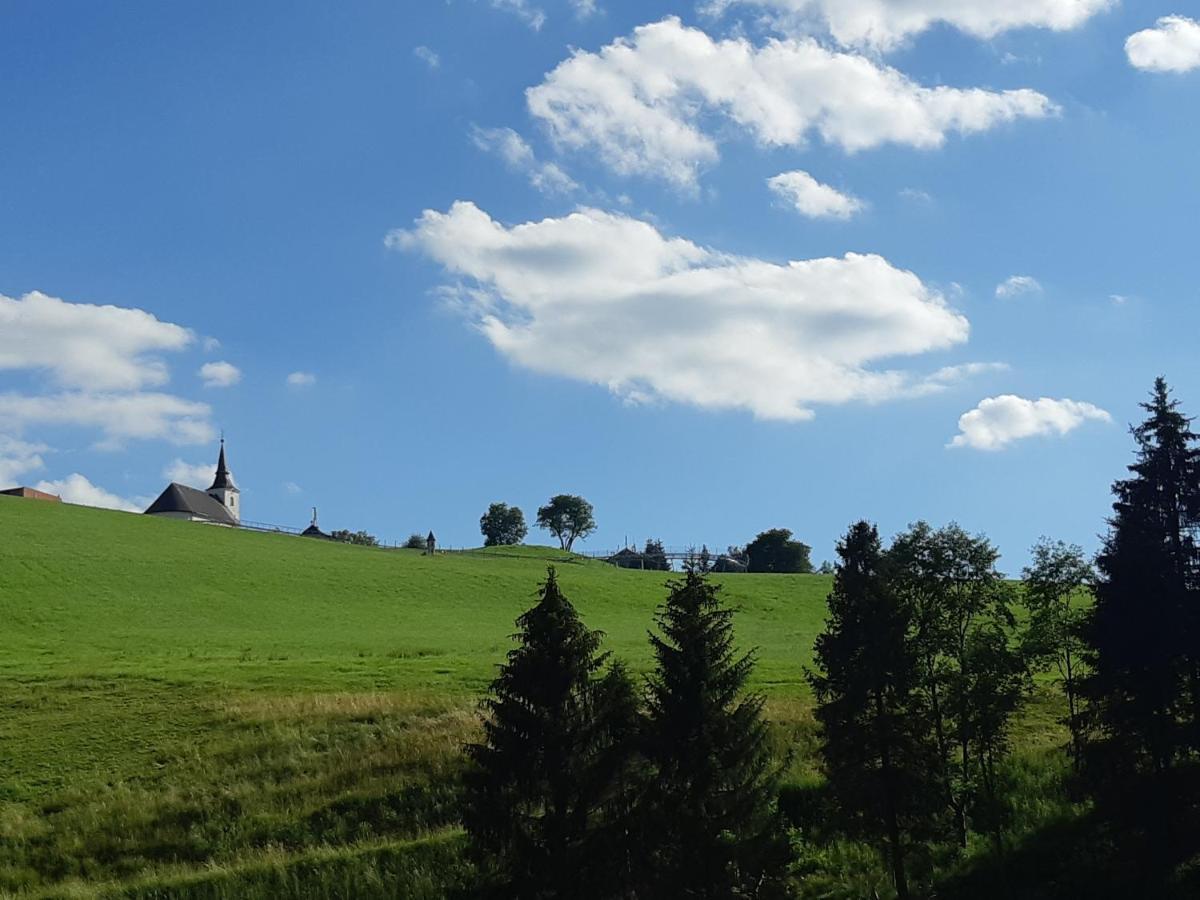 Gasthof Klug Zum Ehrensepp Modriach Exteriör bild