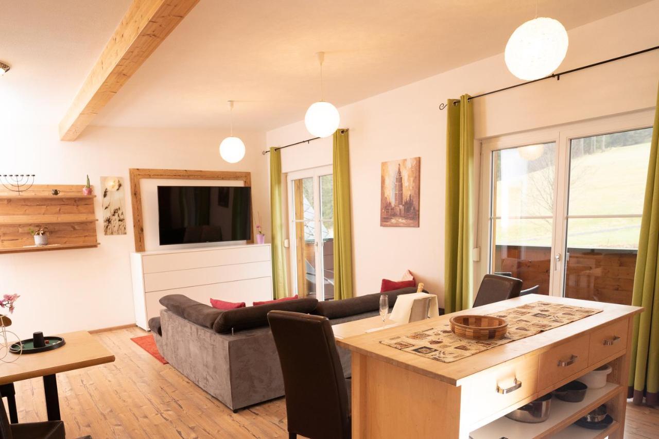 Gasthof Klug Zum Ehrensepp Modriach Exteriör bild