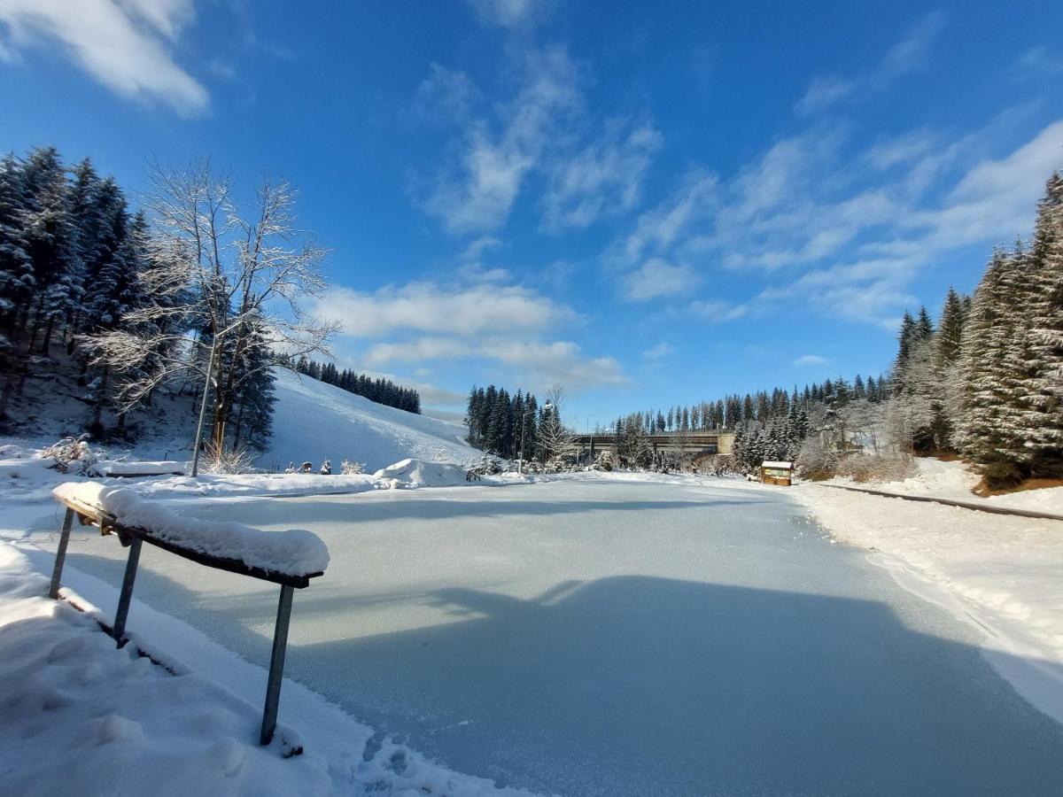 Gasthof Klug Zum Ehrensepp Modriach Exteriör bild
