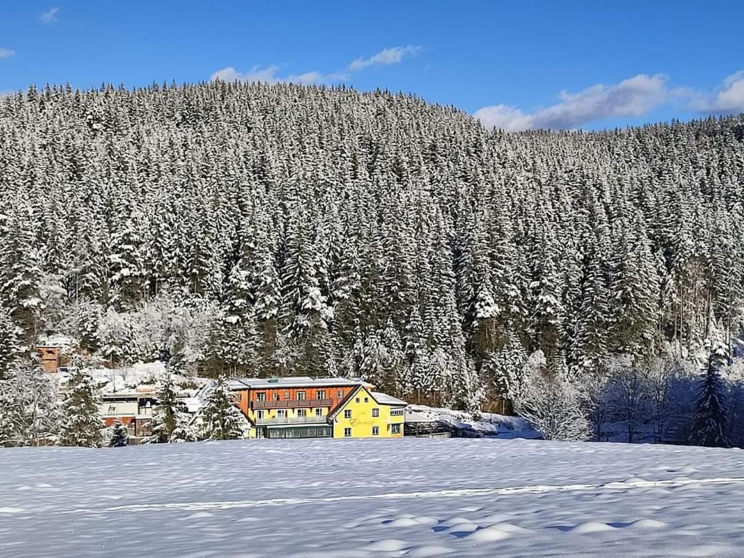 Gasthof Klug Zum Ehrensepp Modriach Exteriör bild