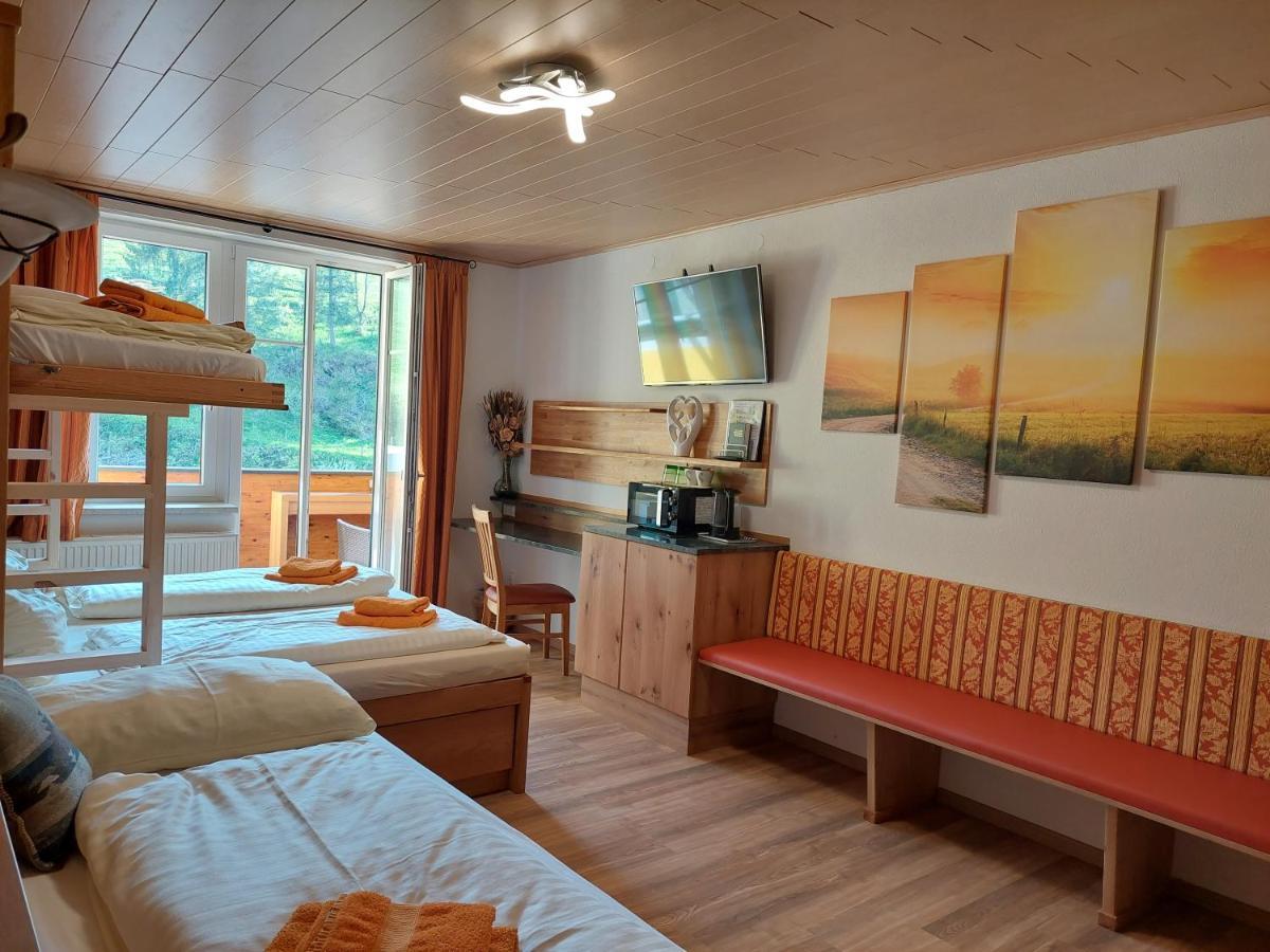 Gasthof Klug Zum Ehrensepp Modriach Exteriör bild